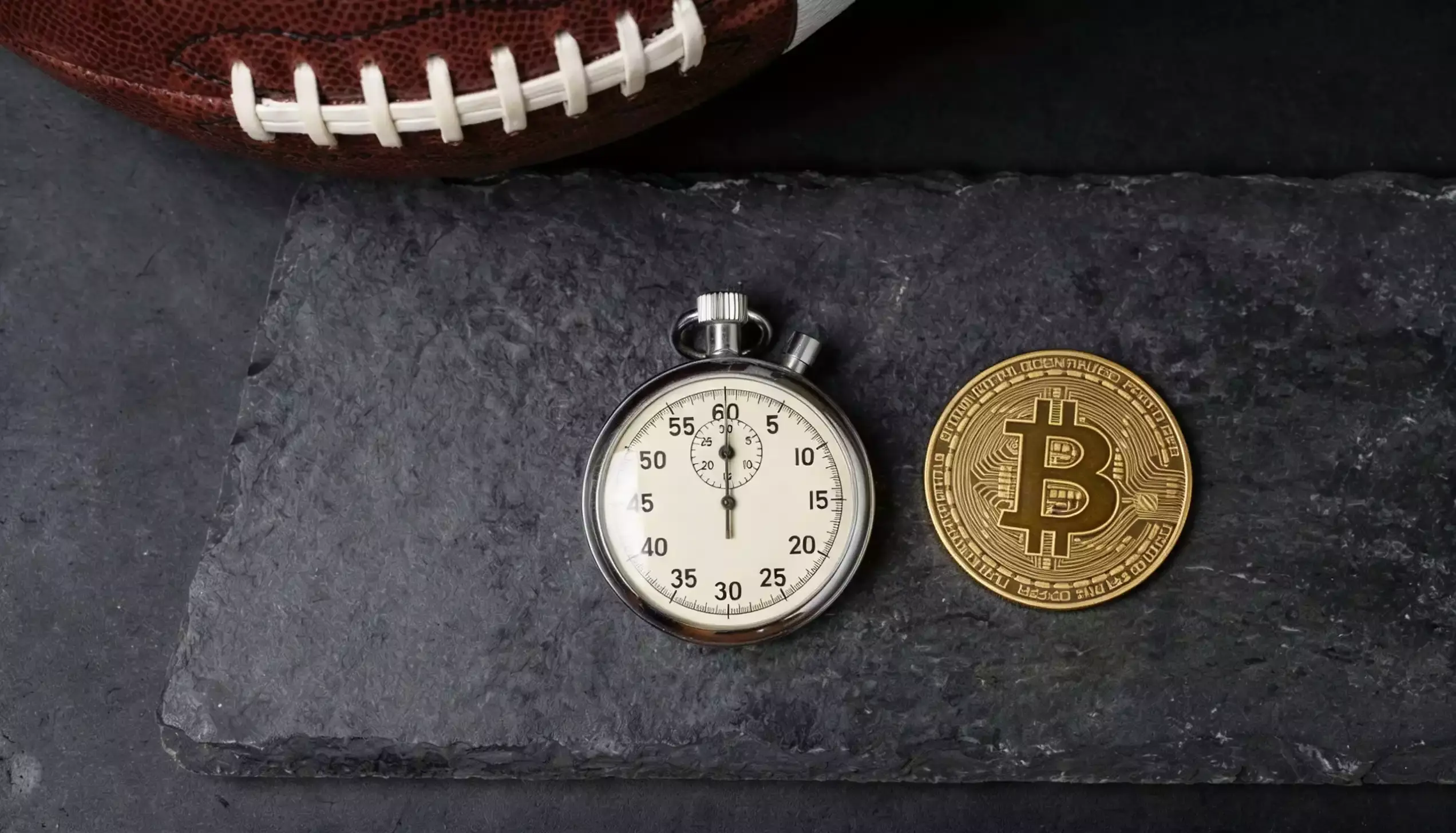 Withdrawal speed comparison chart showing crypto payout times across different NFL sportsbooks and cryptocurrencies